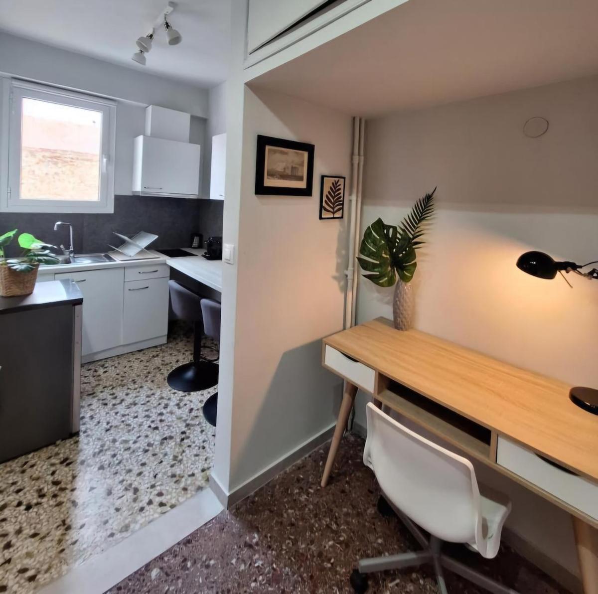 Stylish And Central Apt Near Acropolis - Avdi Square Athen Exterior foto